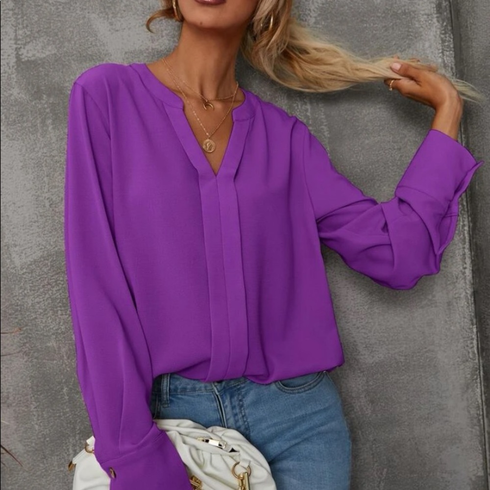 NWT Purple notched v neck long sleeve top - Picture 3 of 5